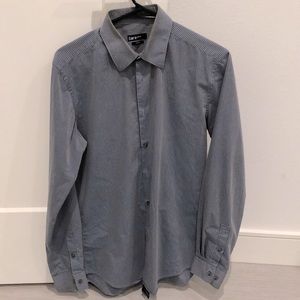 Men’s Medium Slim Fit Bar III Dress Shirt